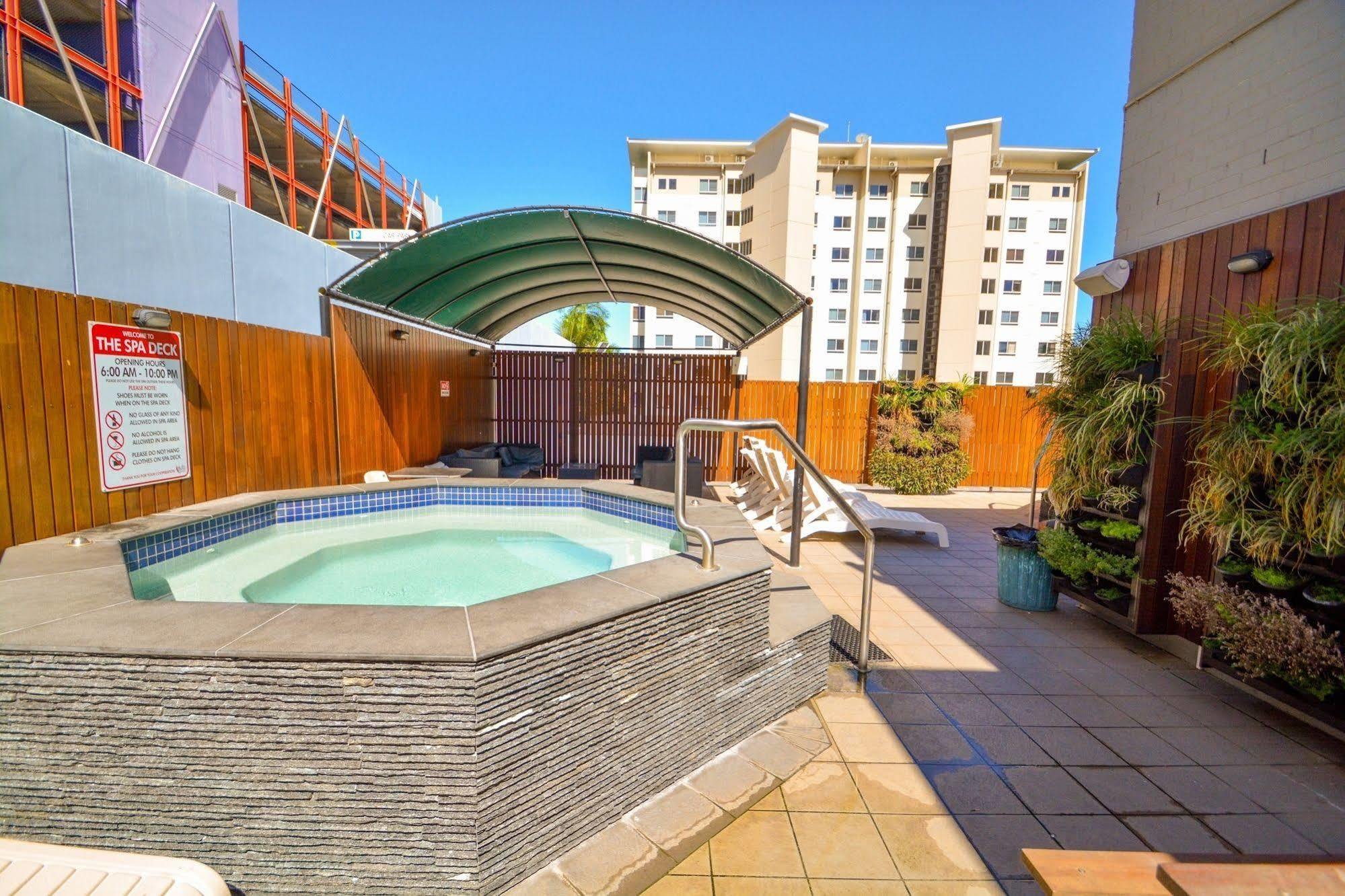 Hostel Chillis Backpackers Darwin Exterior foto